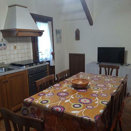 La Casa Di Ida Apartment Porciano Luaran gambar