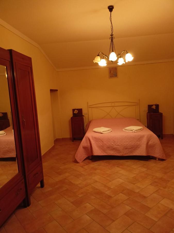 La Casa Di Ida Apartment Porciano Luaran gambar