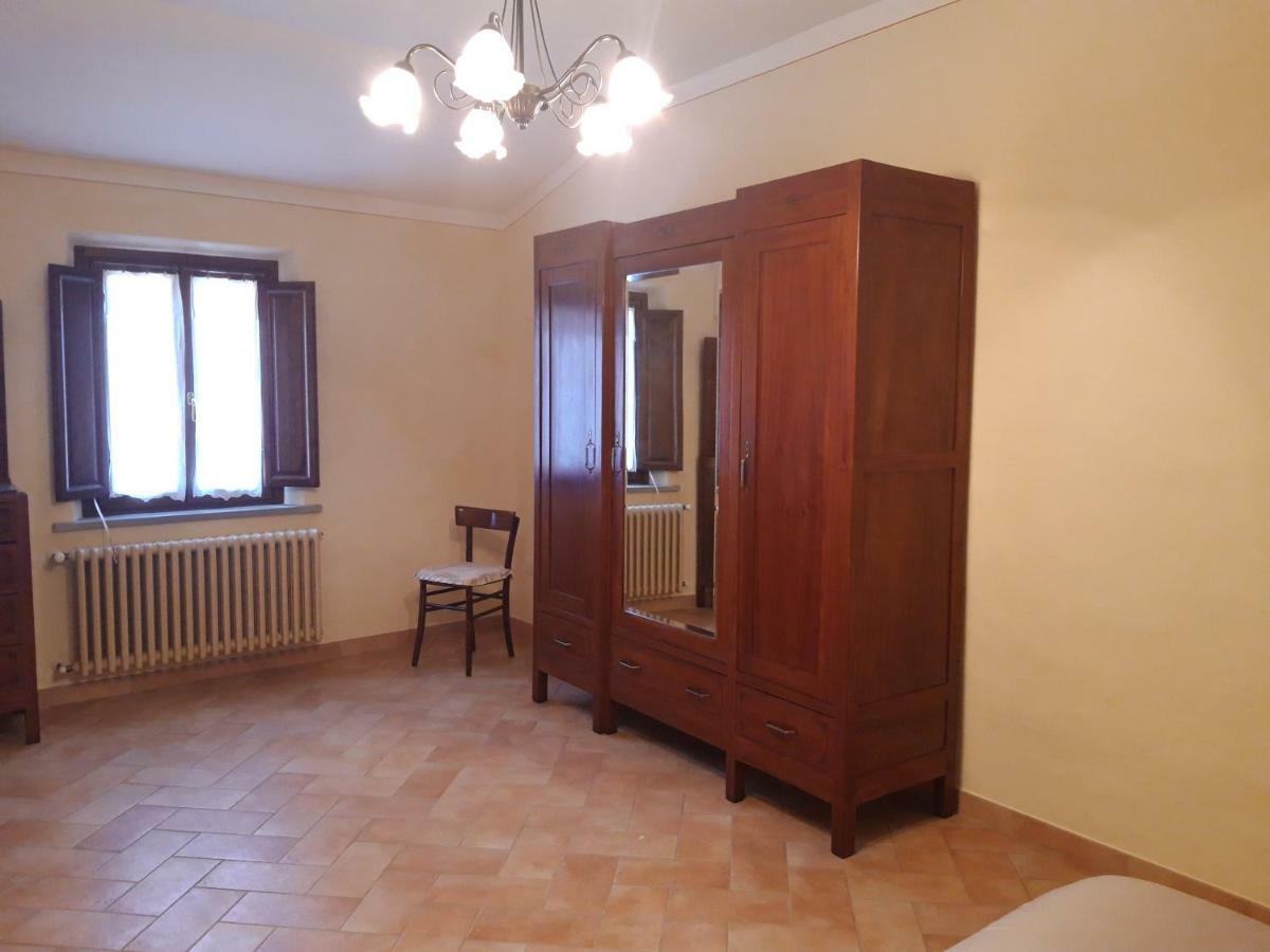 La Casa Di Ida Apartment Porciano Luaran gambar